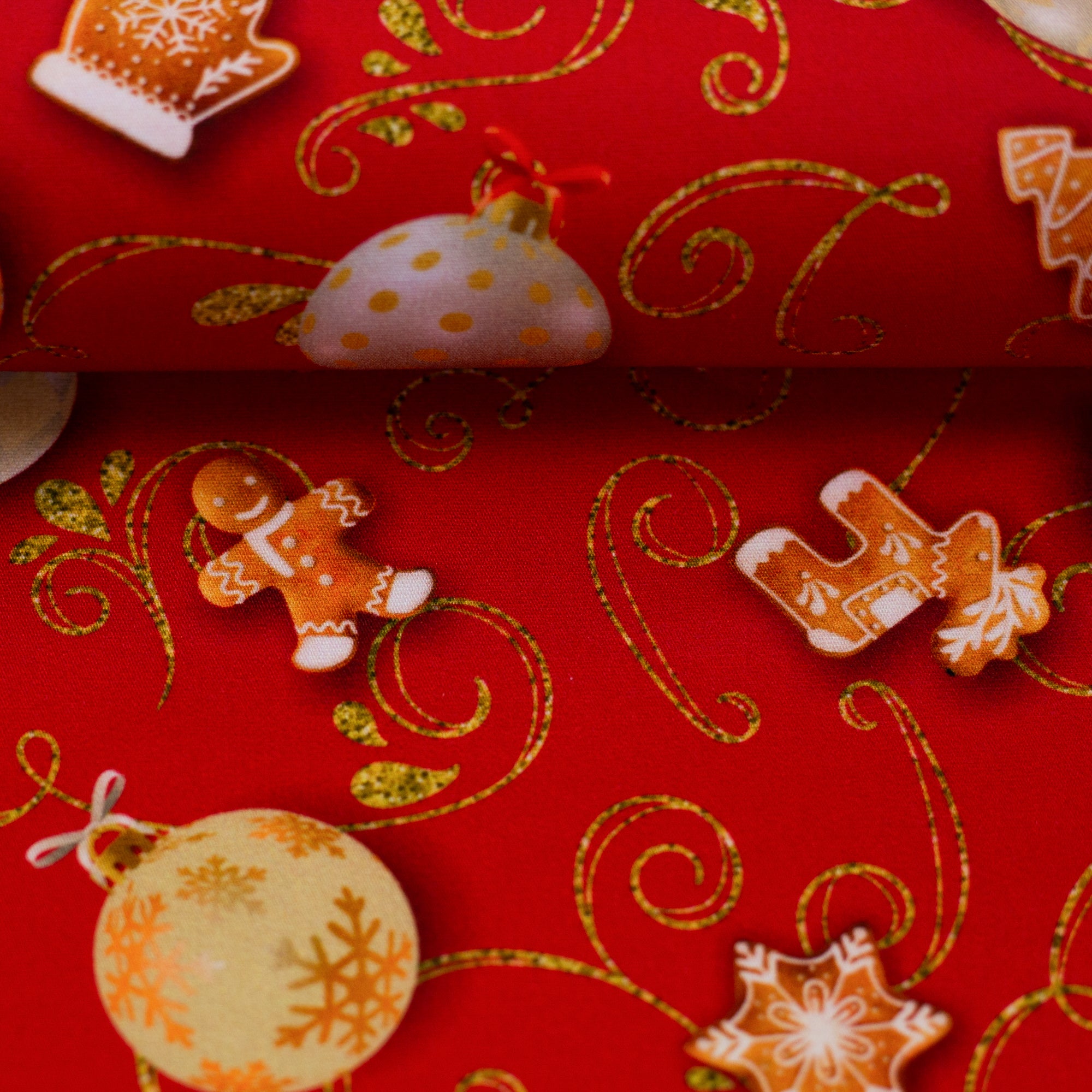 Baumwollwebware „Merry Christmas“ – Lebkuchenfiguren Rot, Swafing