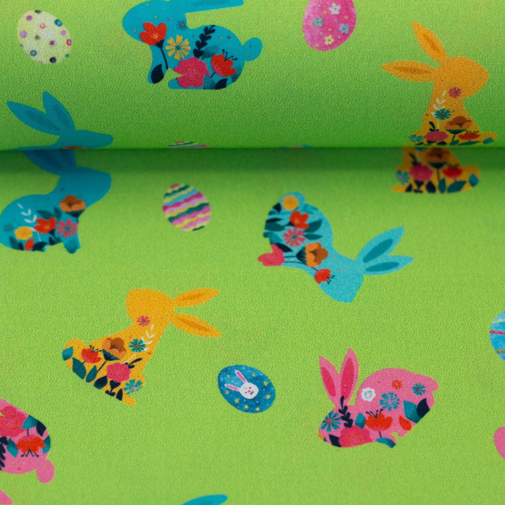 Baumwoll Webware Happy Easter Hasen grün