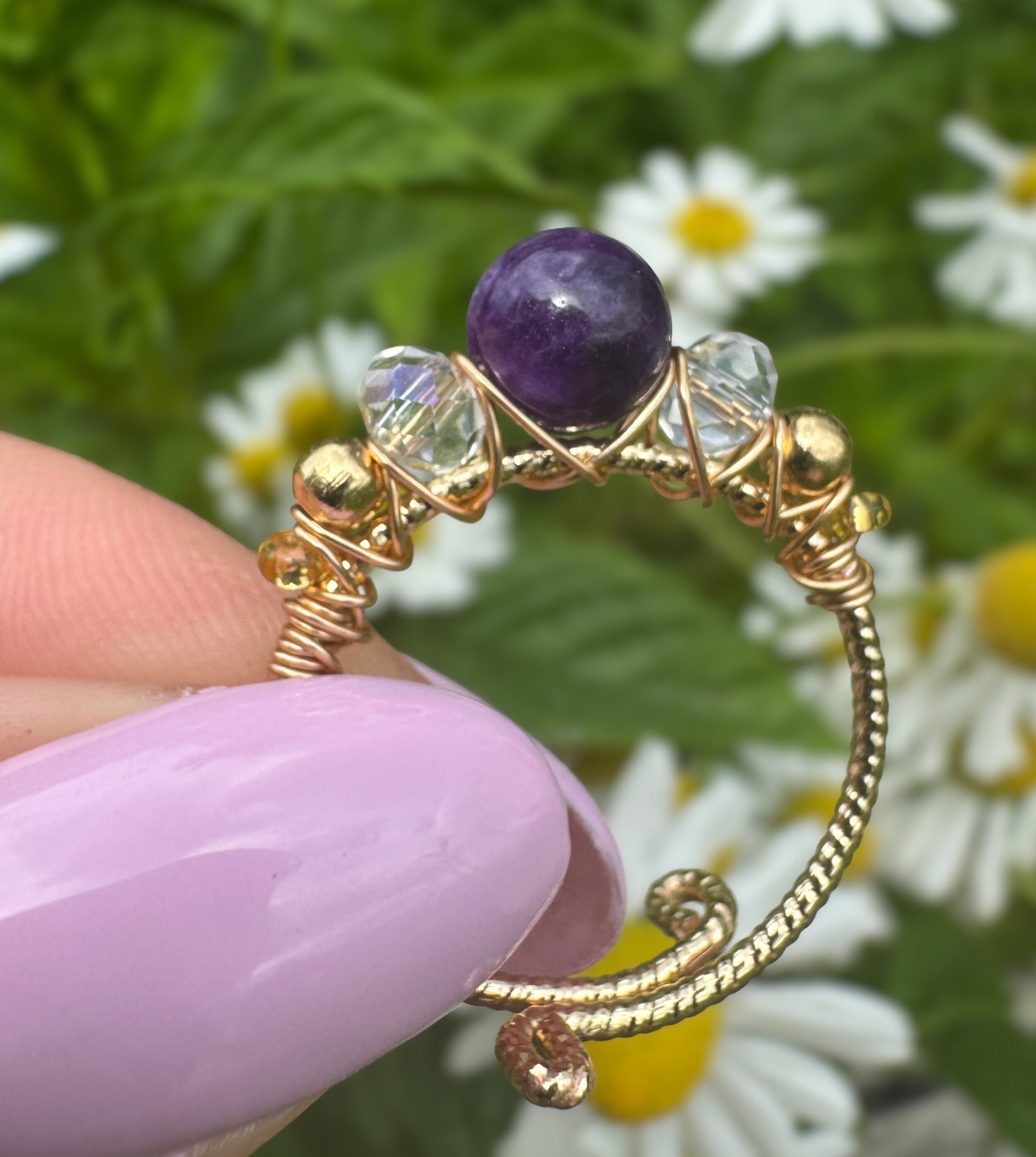 Verstellbarer Amethyst-Ring – Marquise Design, 18K vergoldet