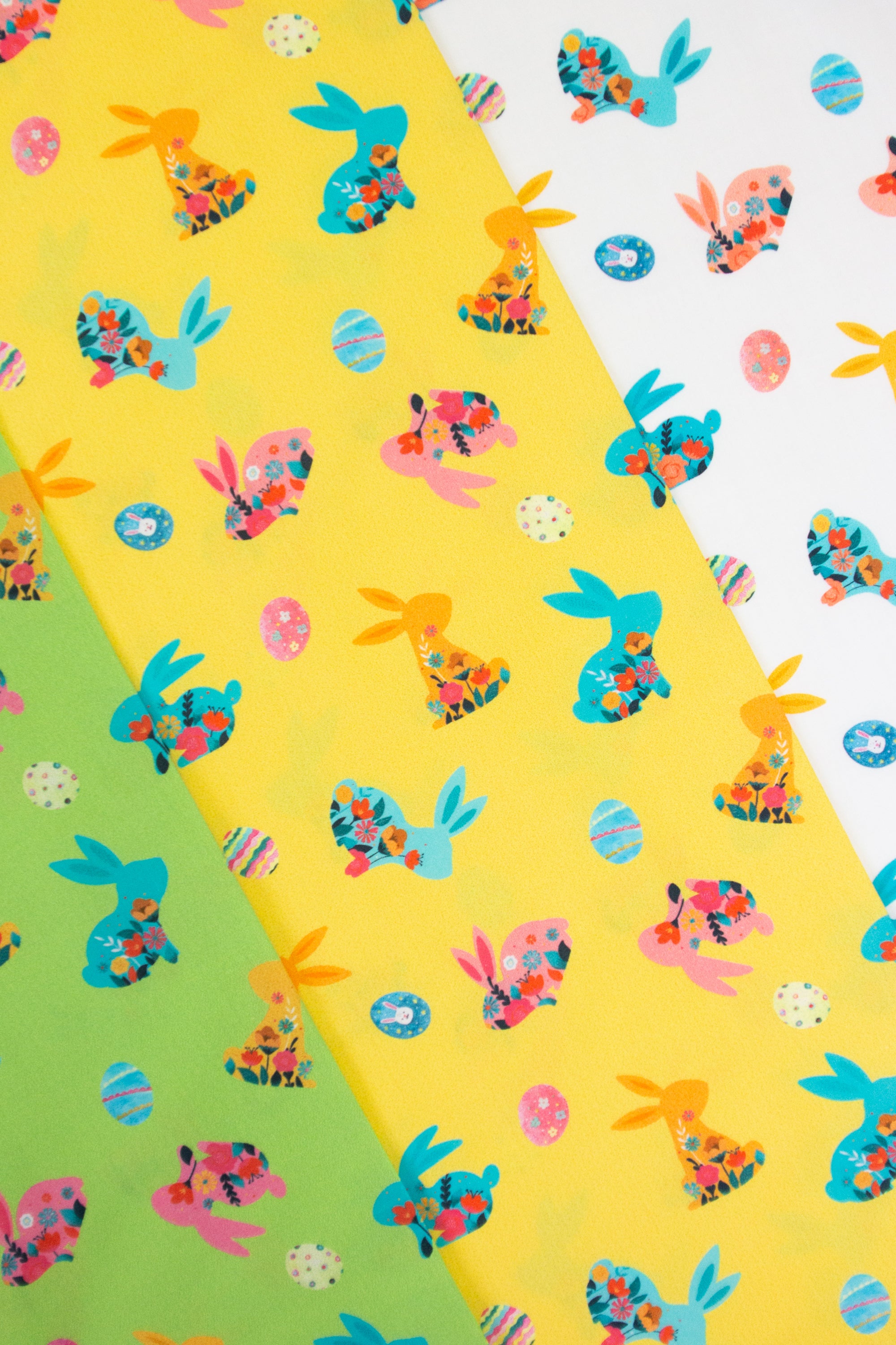 Baumwoll Webware Happy Easter Hasen grün