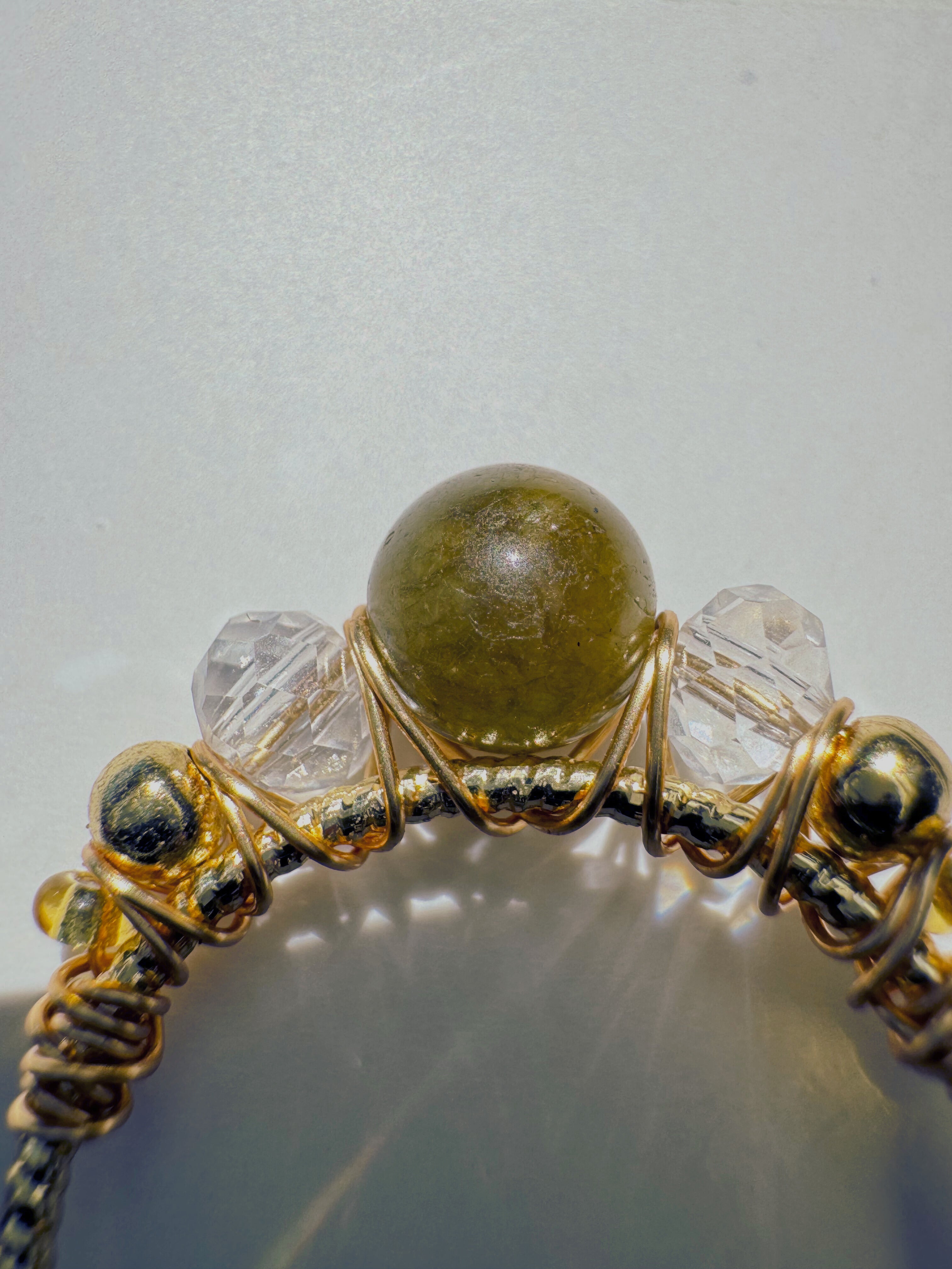 Verstellbarer Labradorit-Ring – Marquise Design, 18K vergoldet