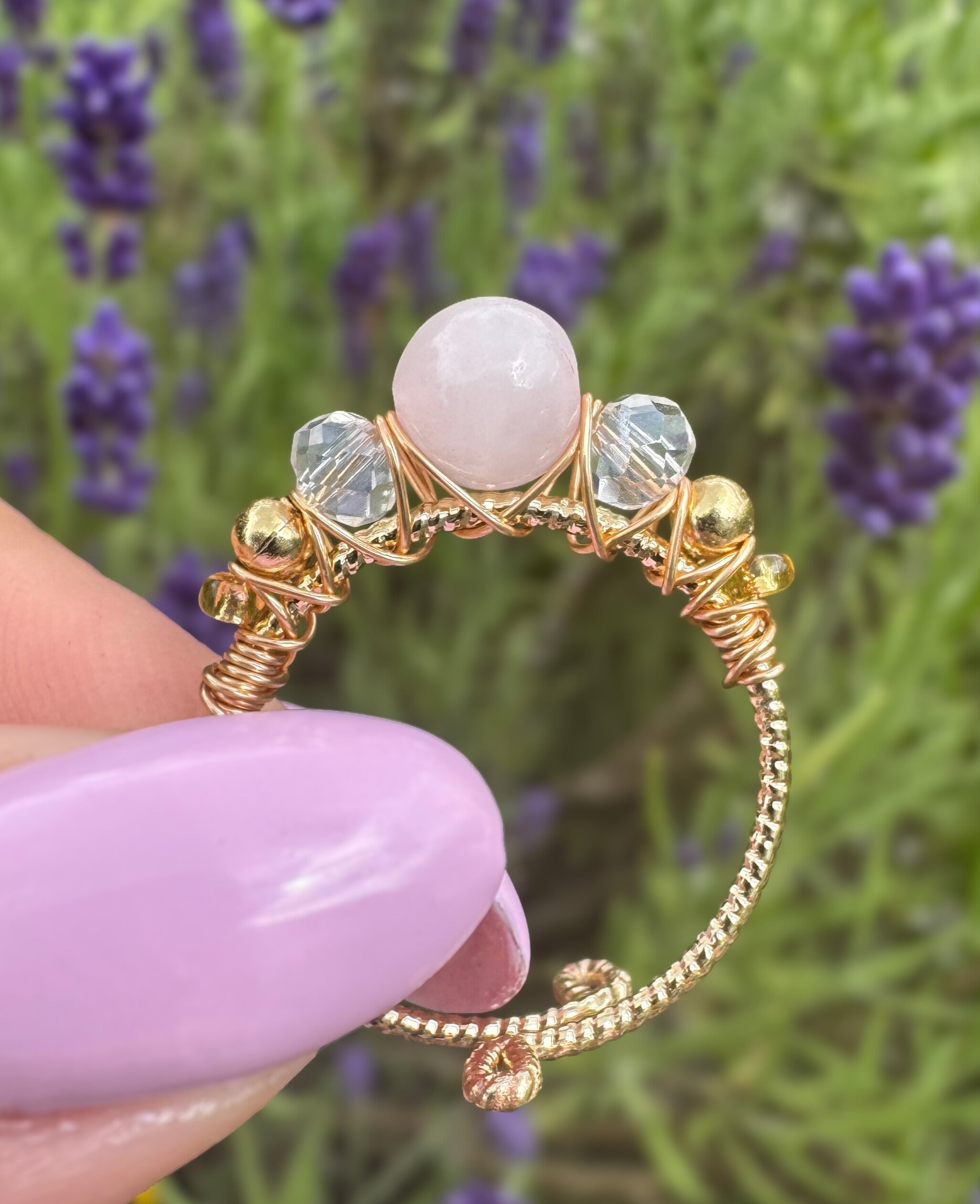 Verstellbarer Rosenquarz-Ring – Marquise Design, 18K vergoldet