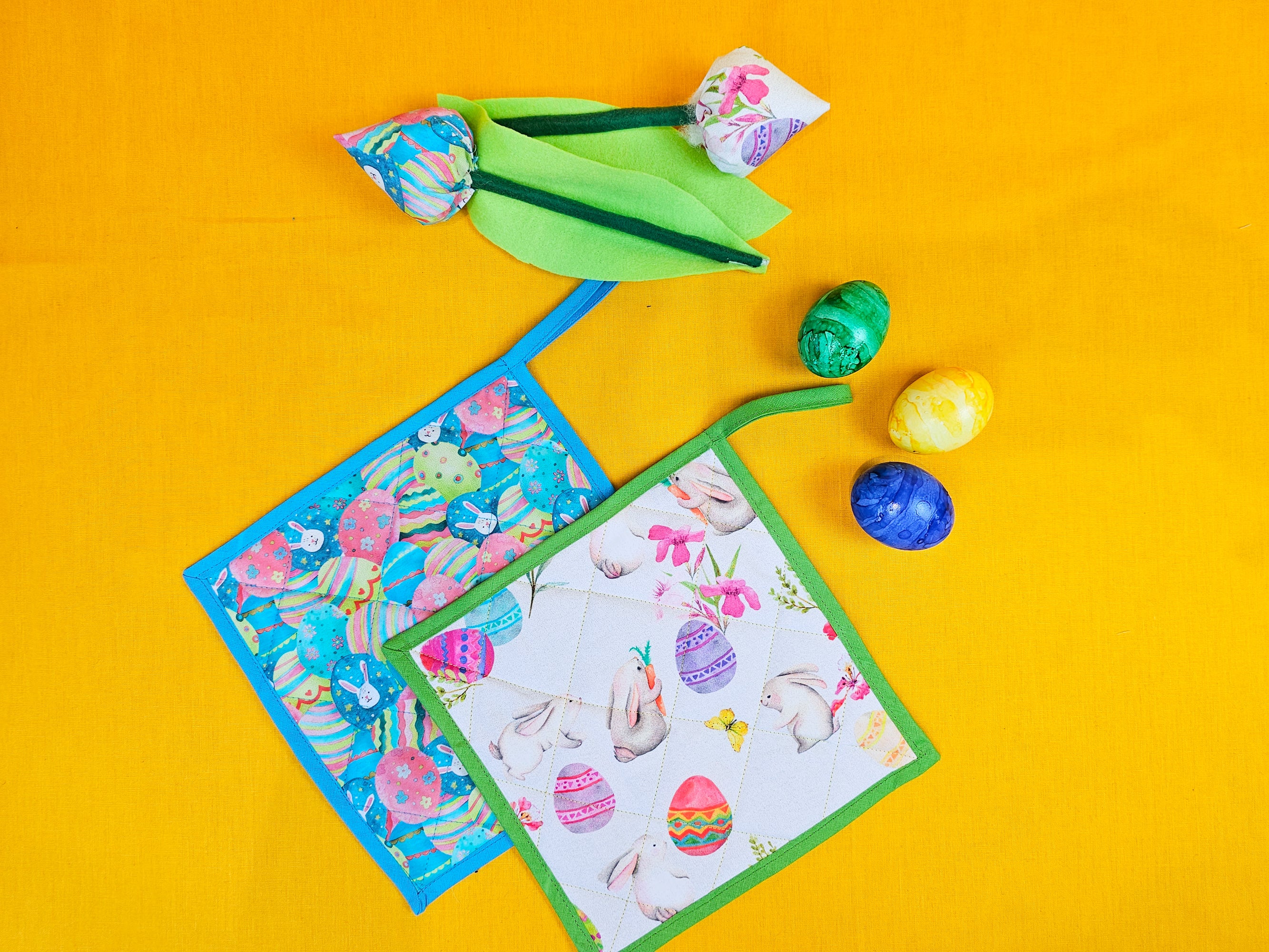 Baumwoll Webware Happy Easter Hasen bunt