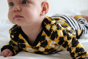 Papierschnitt Baby-Basic-Shirt + Booklet